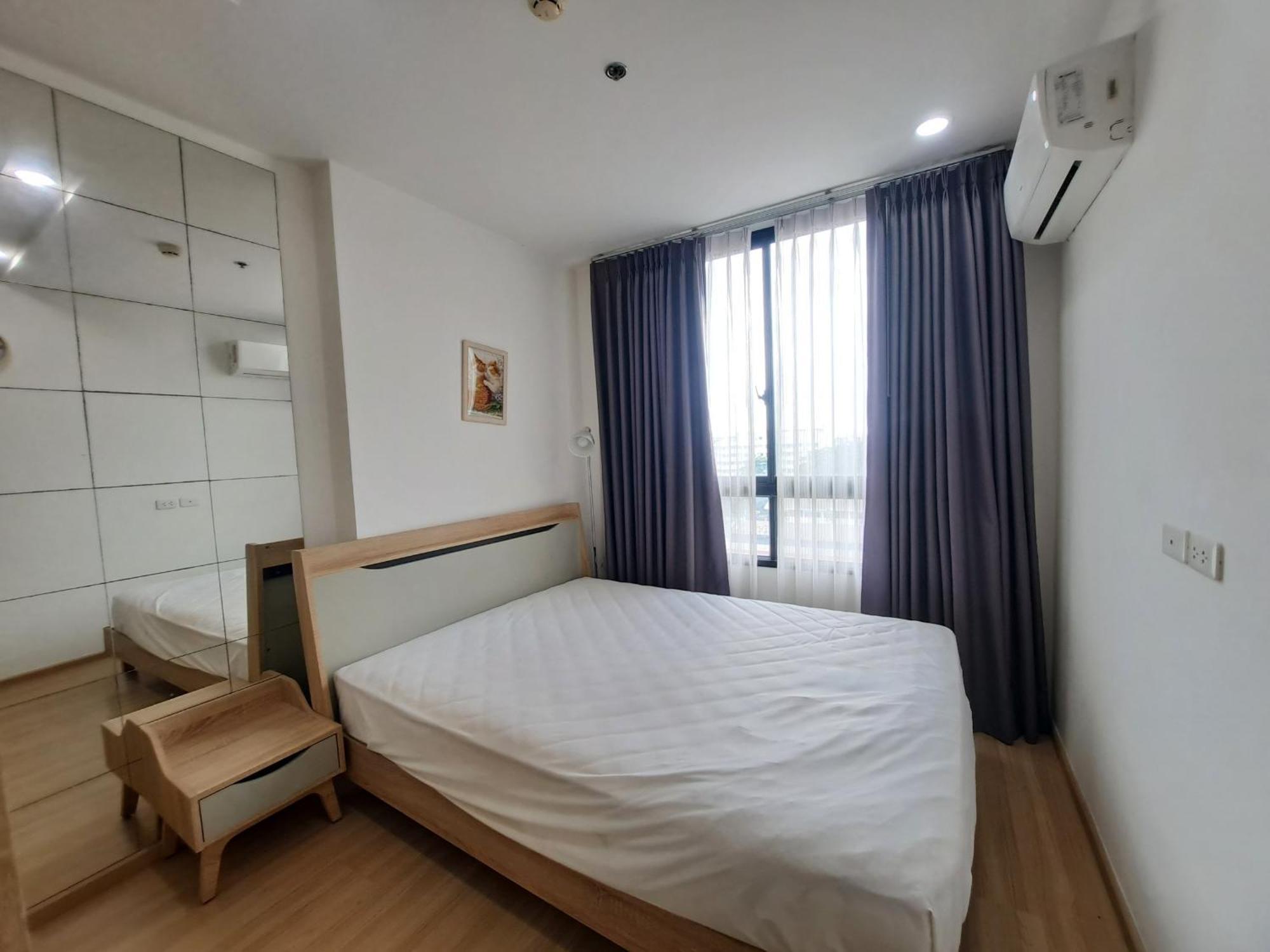 Condo In Bangkok With Swimming Pool Near Malls And Train Extérieur photo